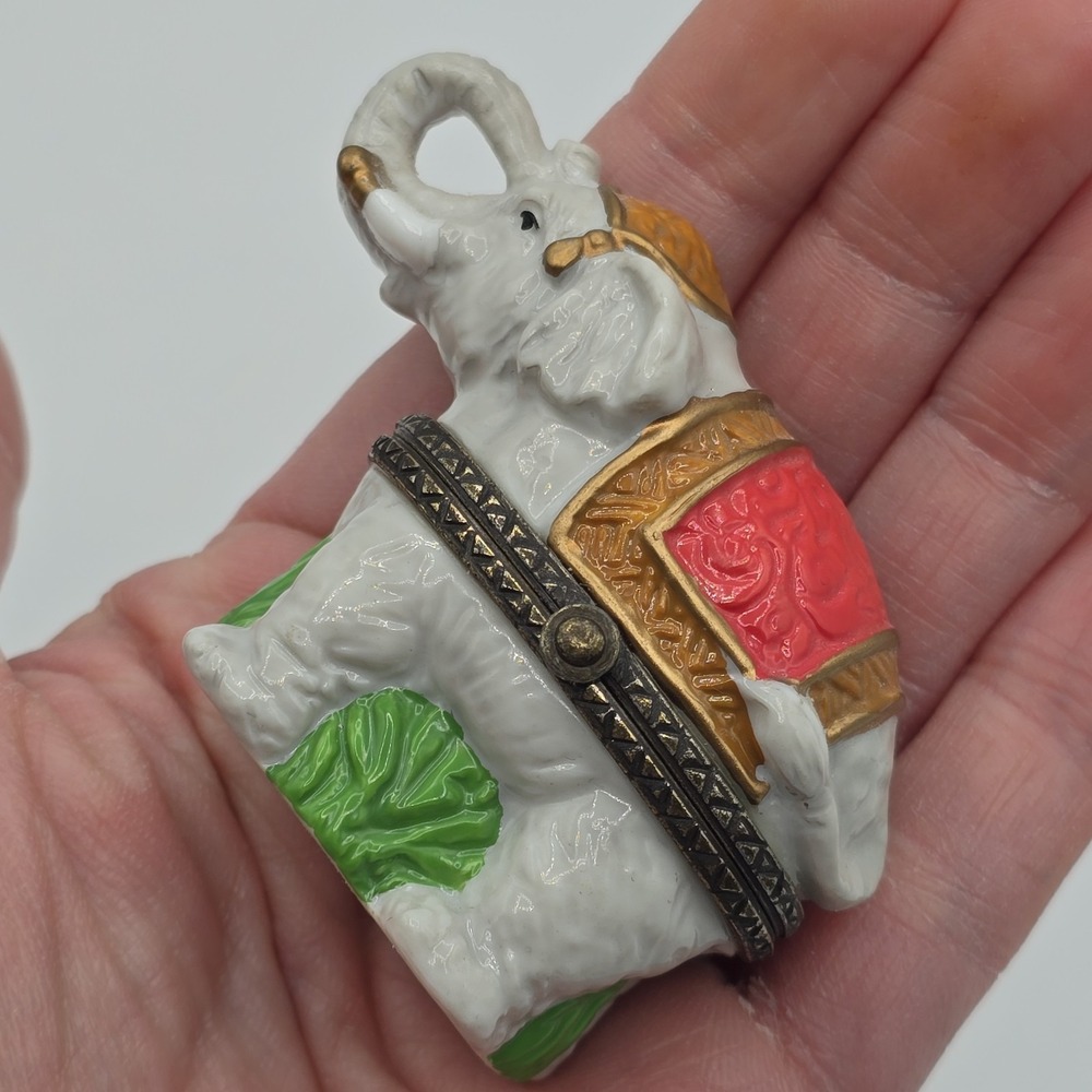 VINTAGE Midwest of Cannon Falls PHB Collection Elephant Hinged Trinket Box - Picture 5 of 8